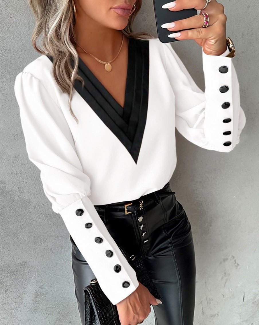 Modieuze V-hals blouse met lange mouwen en knoopdetails - PrizQ