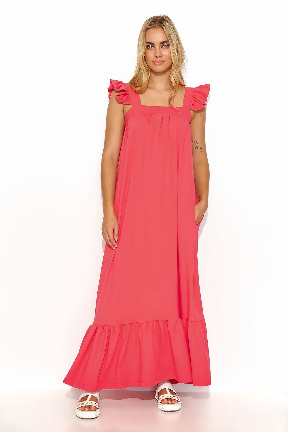 Day dress model 194345 Makadamia