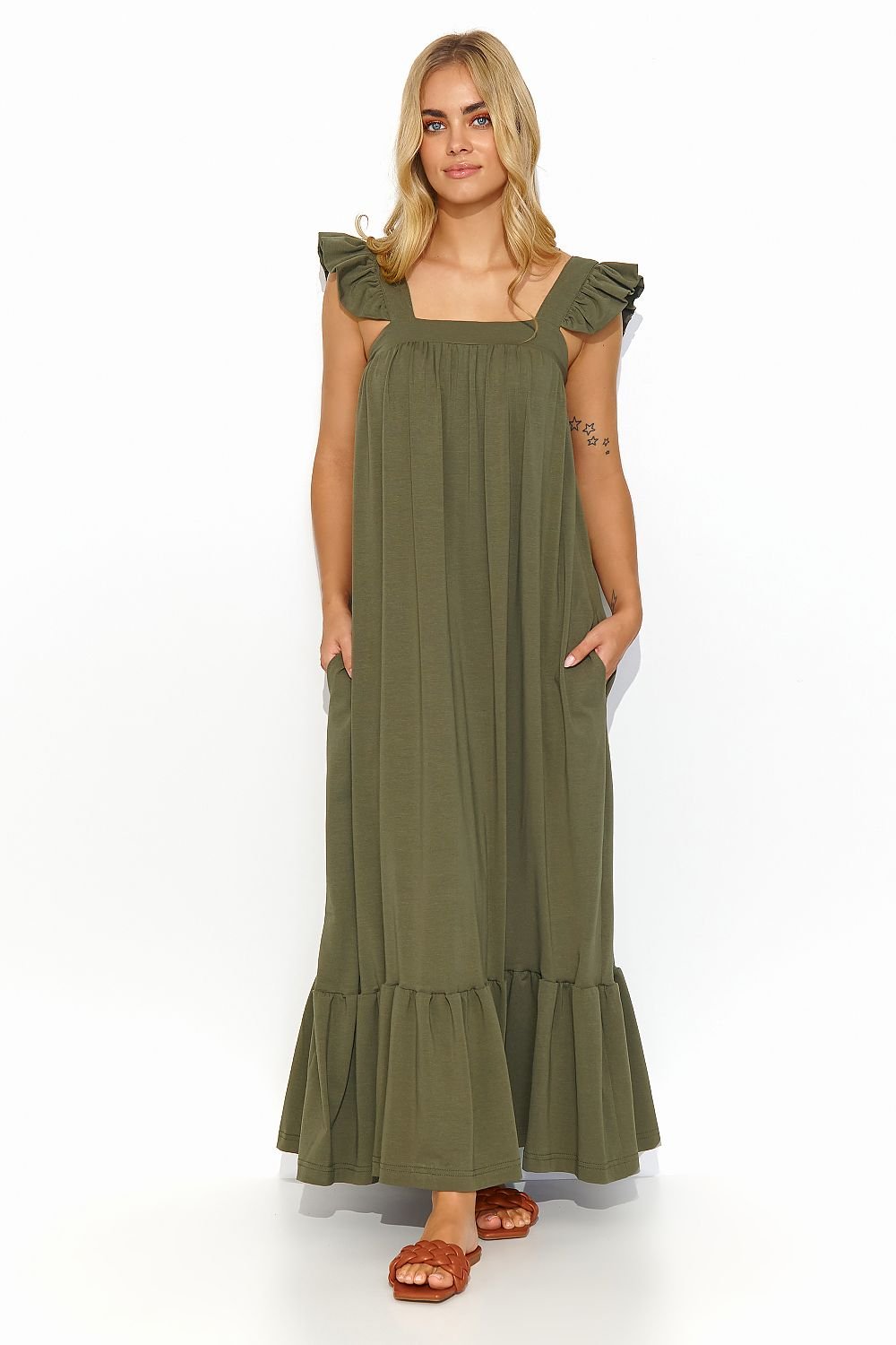 Day dress model 194345 Makadamia