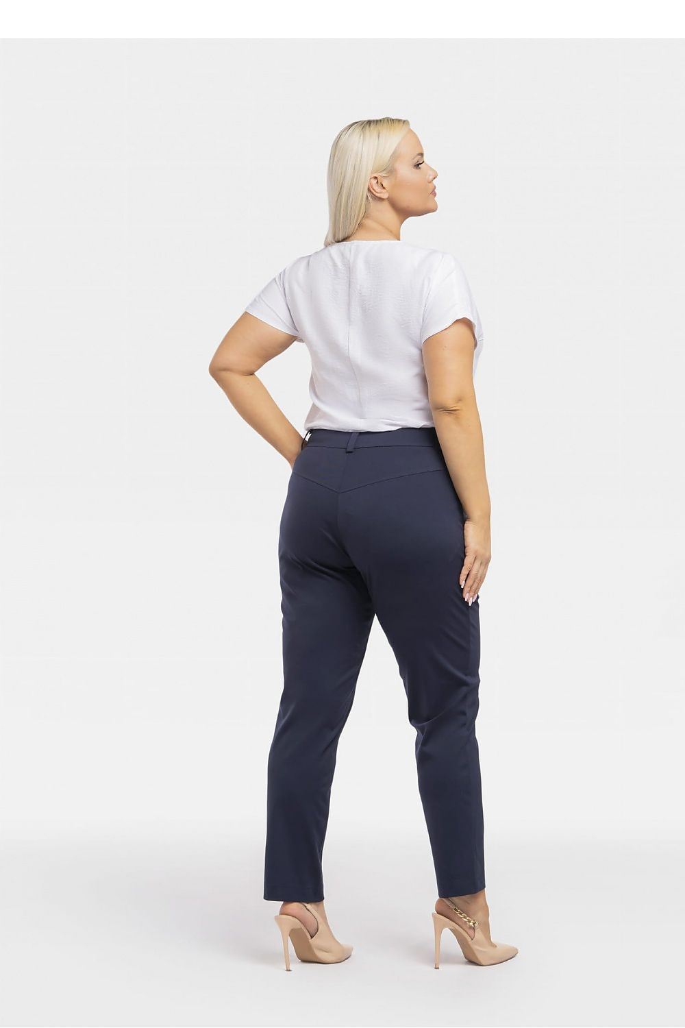 Grote maten Broek model 195032 Karko
