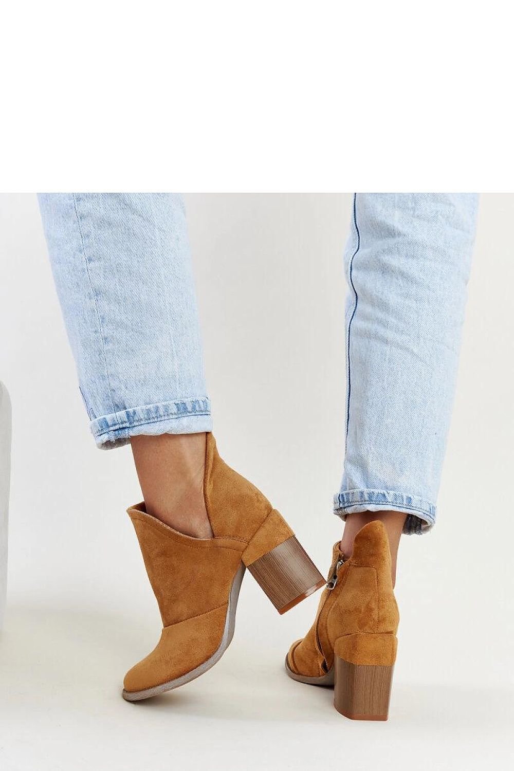Boots on wedge heel model 204715 Solea