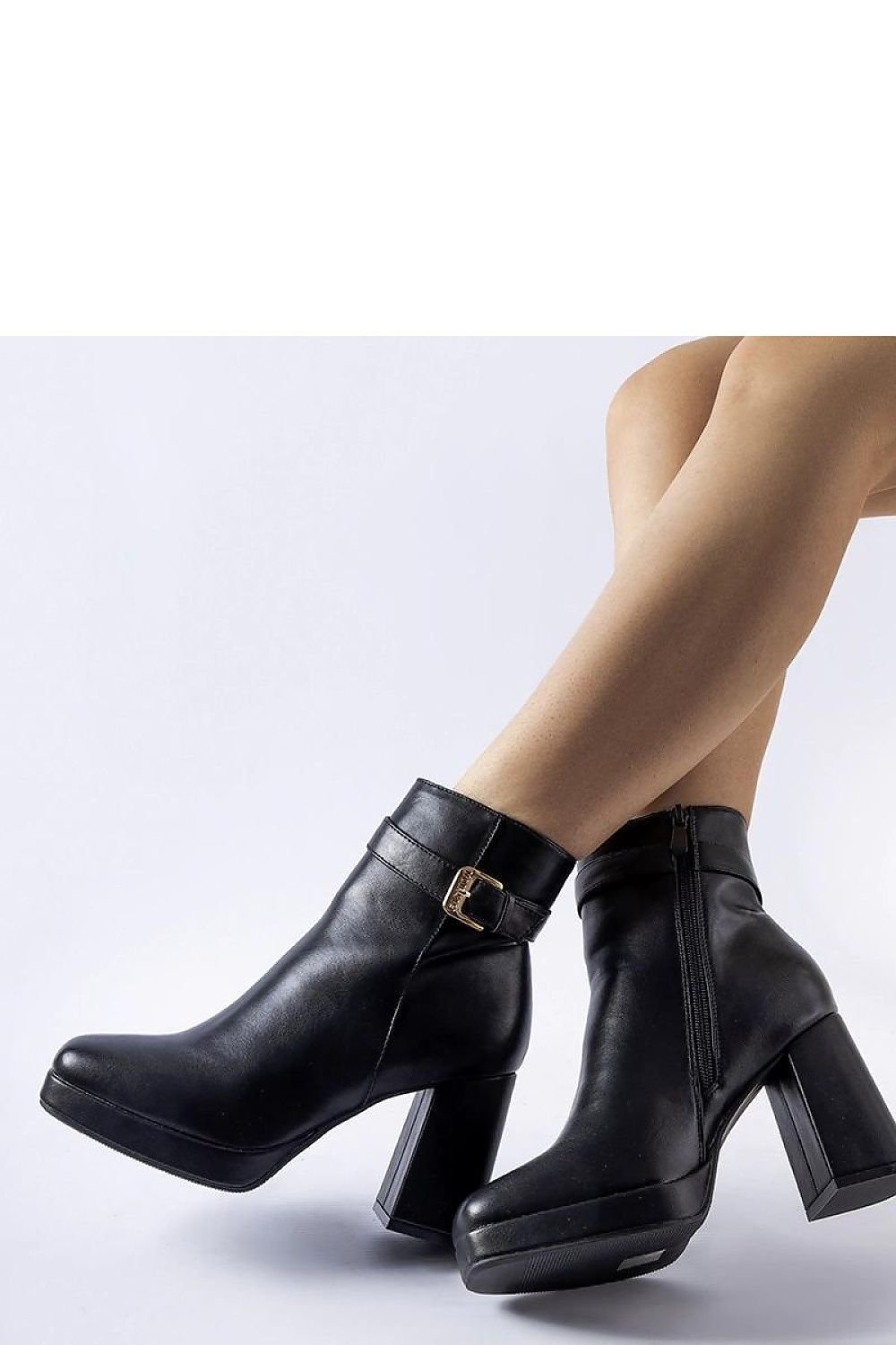 Boots on wedge heel model 204725 Solea