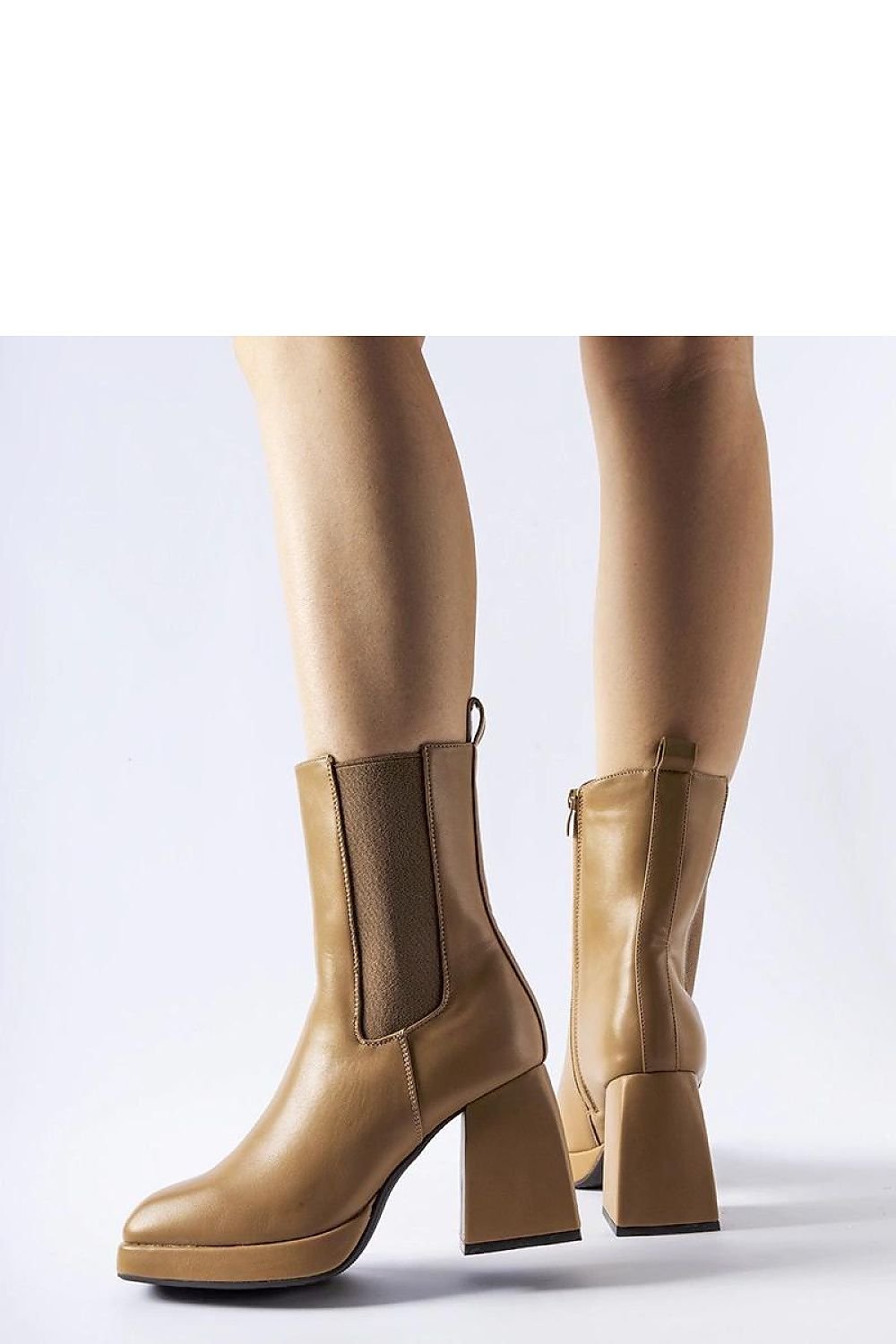 Boots on wedge heel model 204732 Solea