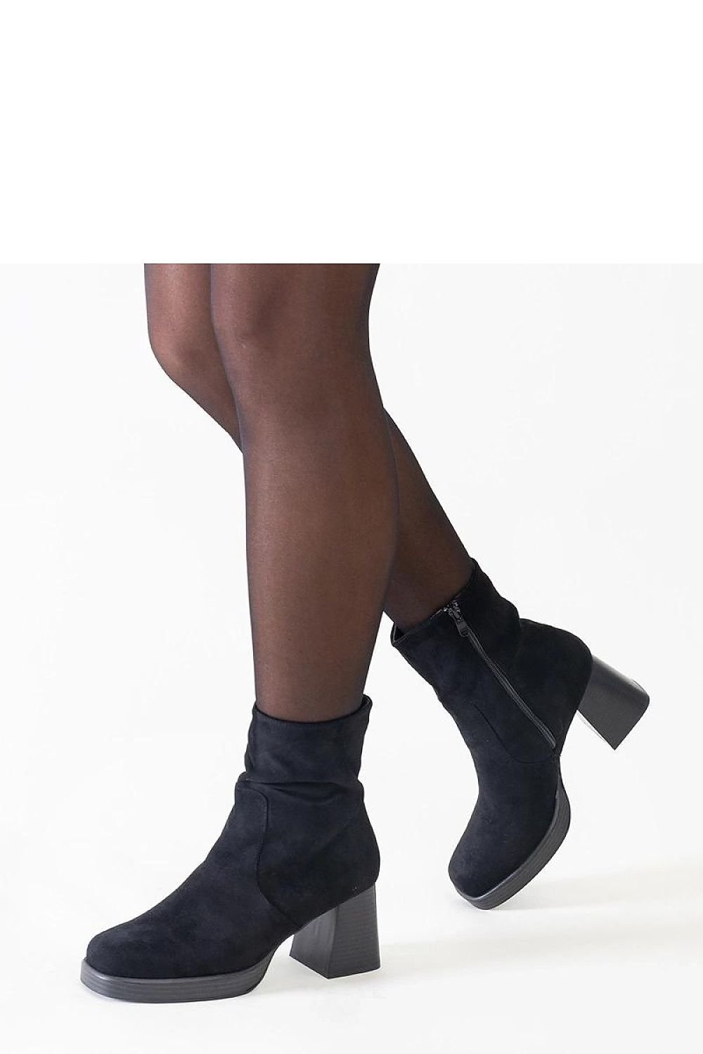 Boots on wedge heel model 205035 Solea
