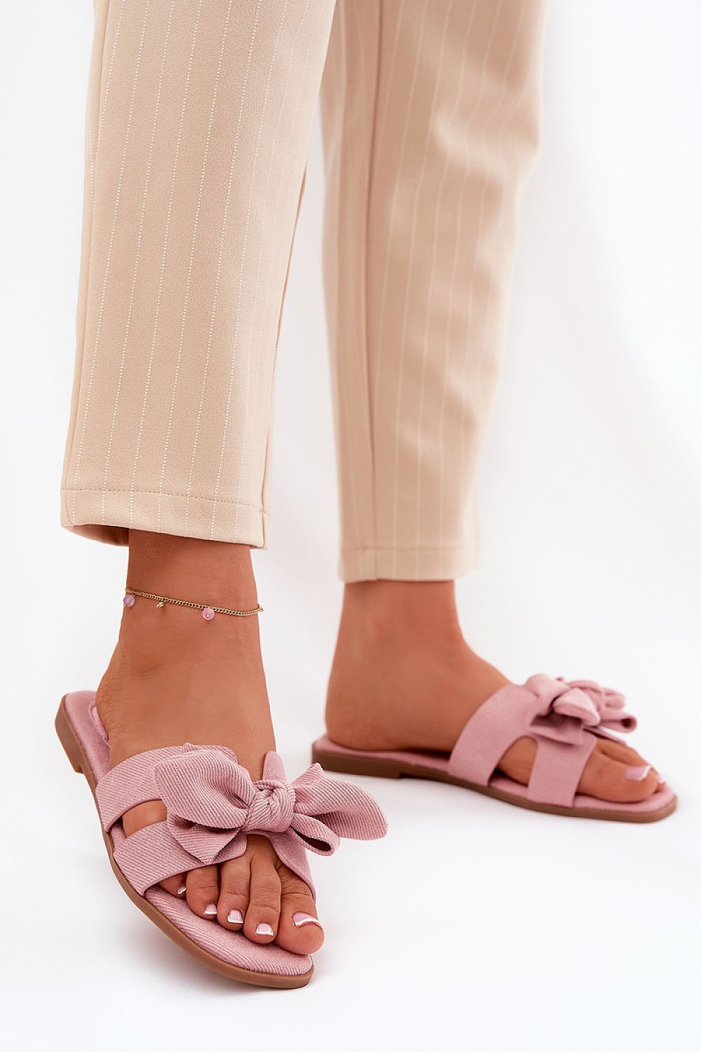 slippers model 210793 Step in style