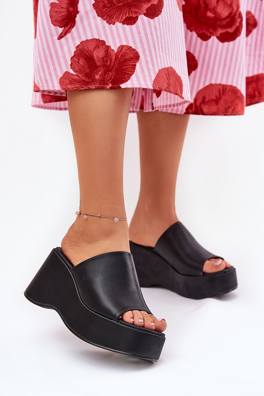 slippers model 211010 Step in style