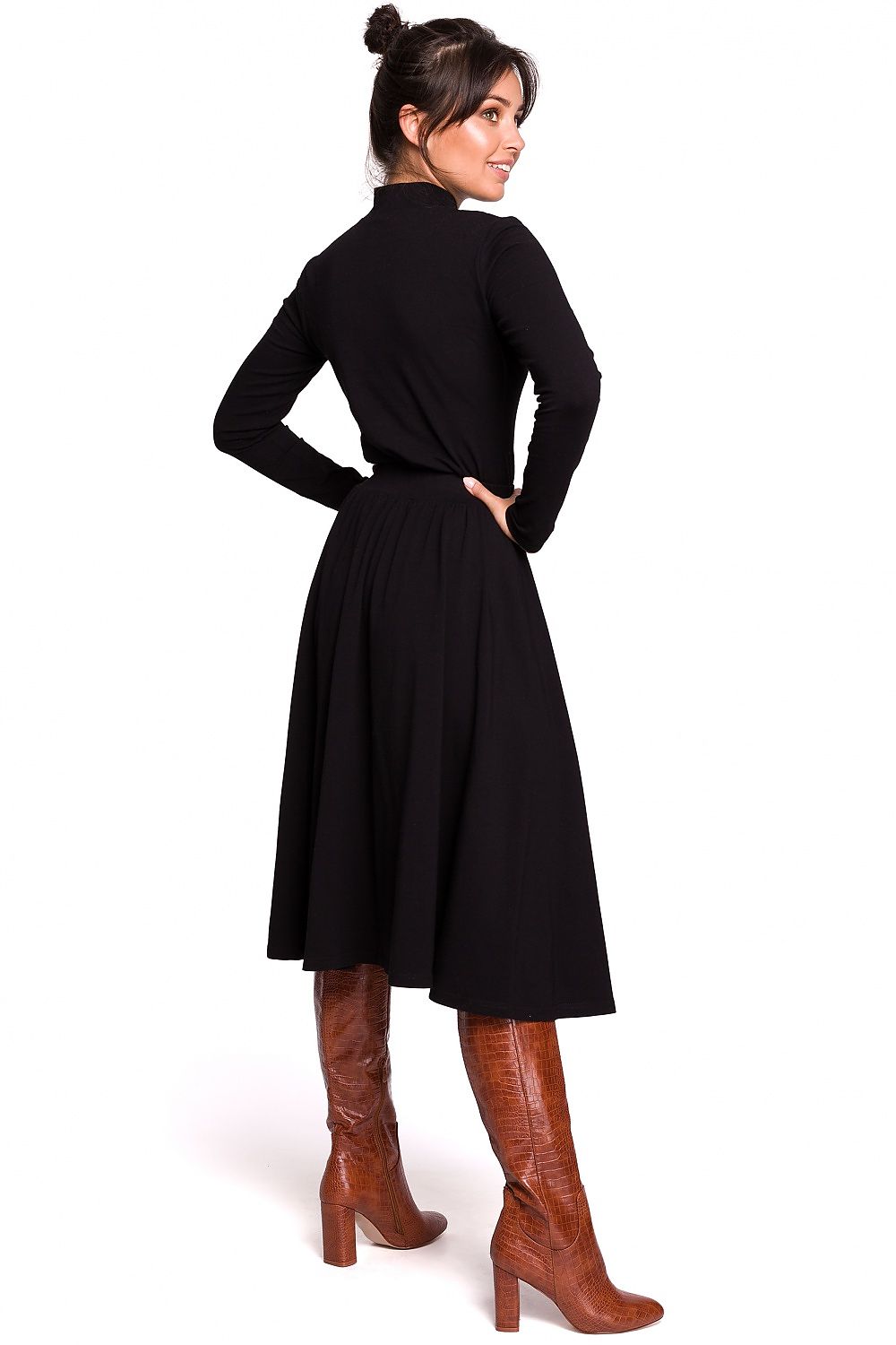 rok model 134543 BeWear - PrizQ
