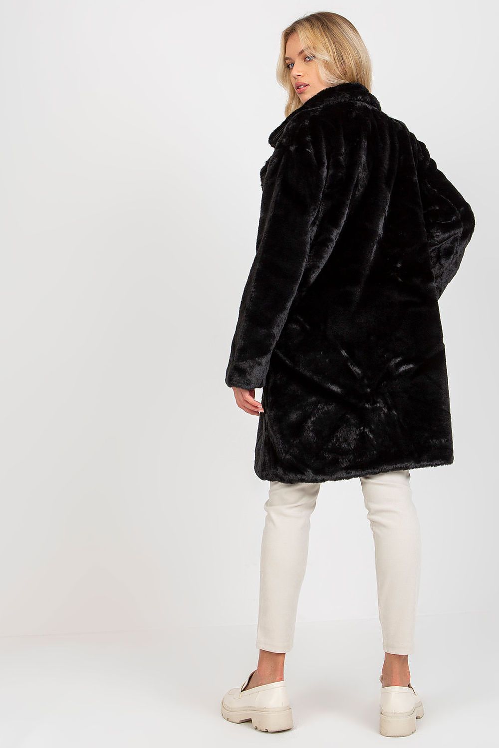 mantel model 173335 Och Bella - PrizQ