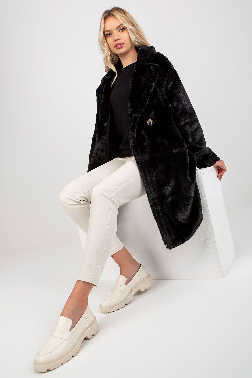 mantel model 173335 Och Bella - PrizQ