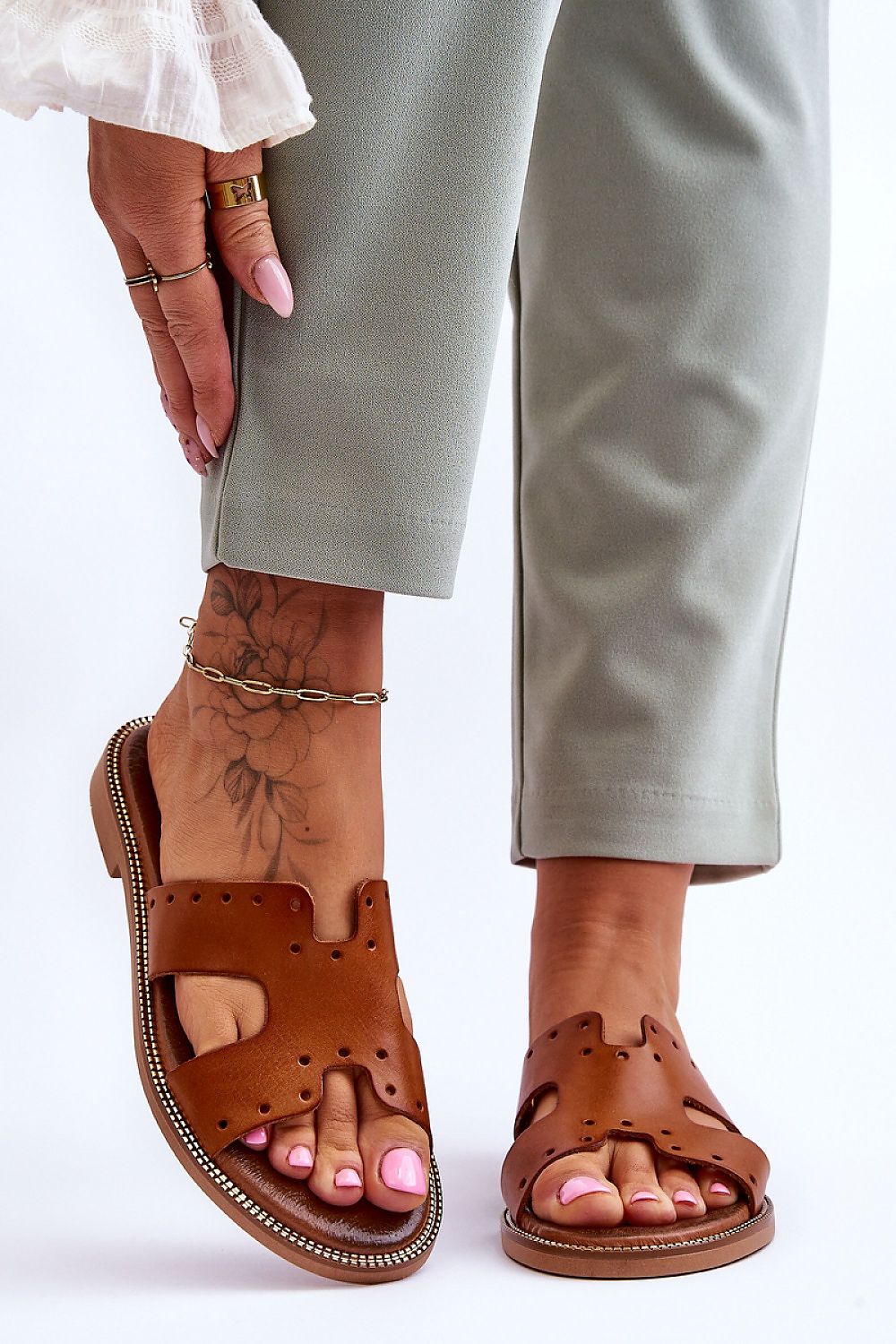 slippers model 179079 Step in style