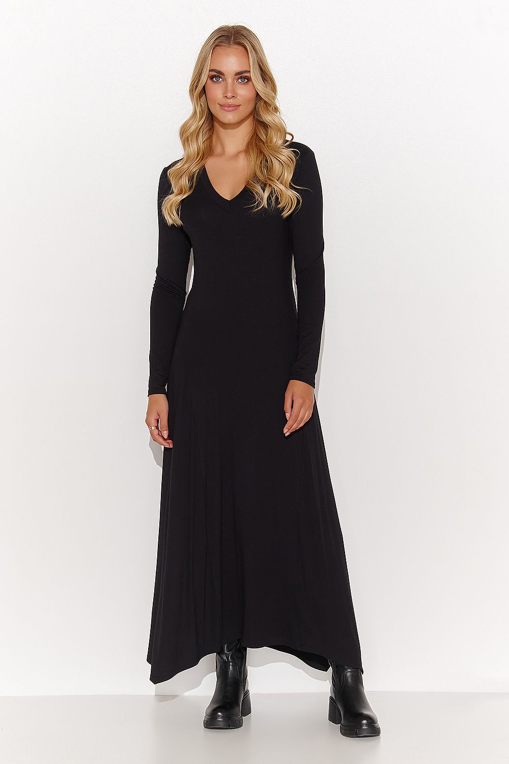 Day dress model 184389 Makadamia