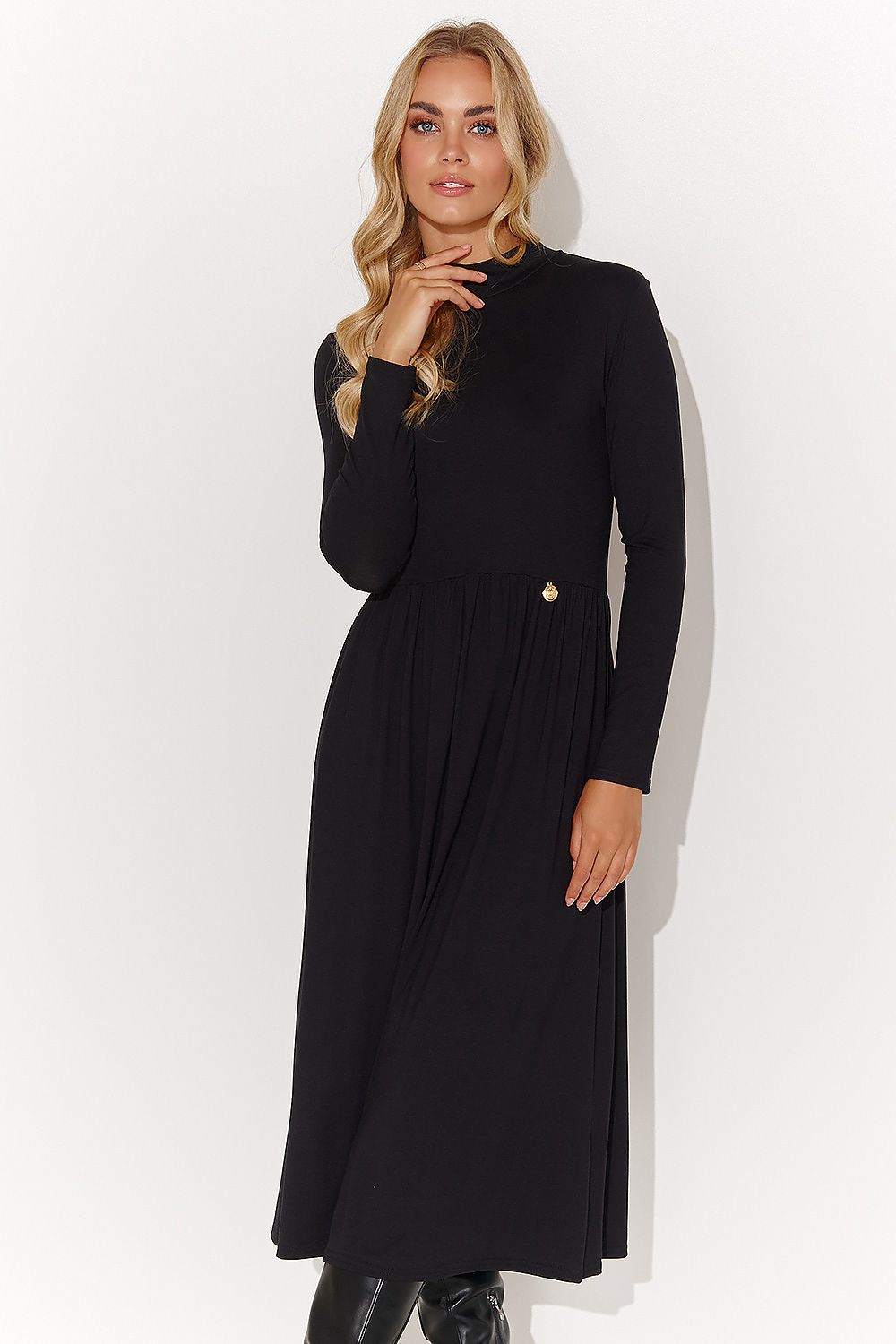 Day dress model 185230 Makadamia