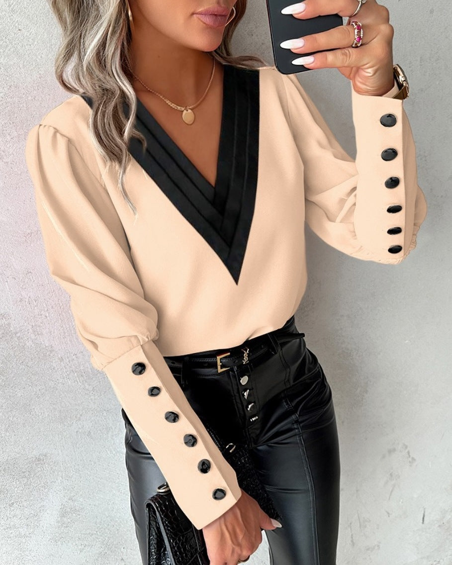 Modieuze V-hals blouse met lange mouwen en knoopdetails - PrizQ