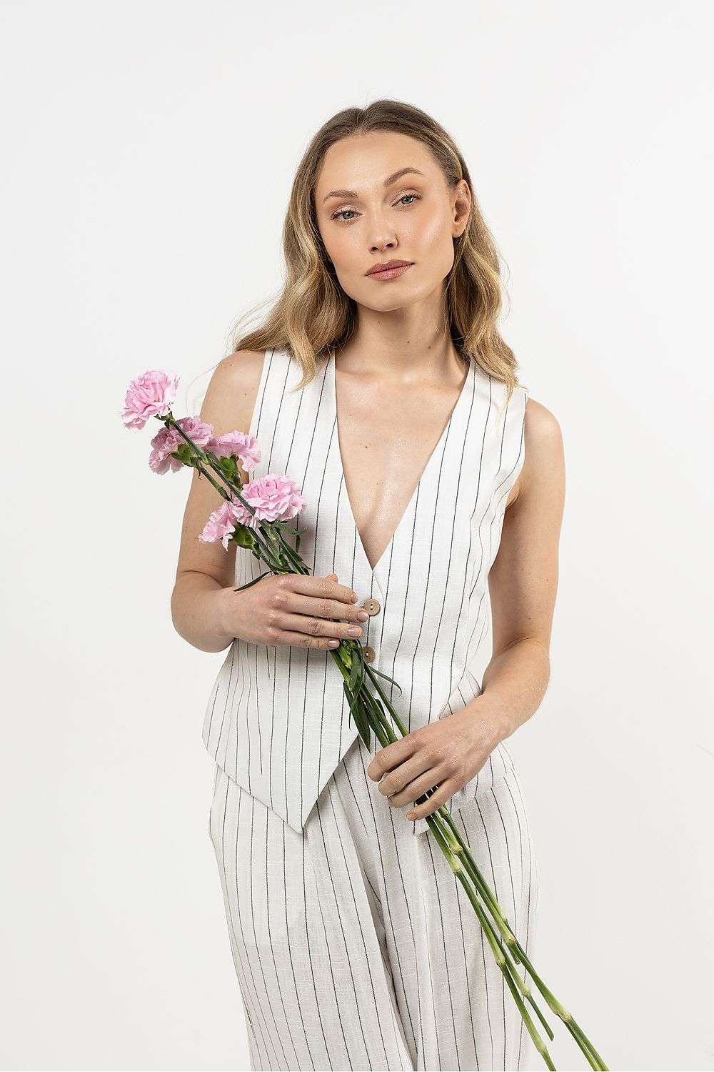  vest model 212180 awama 