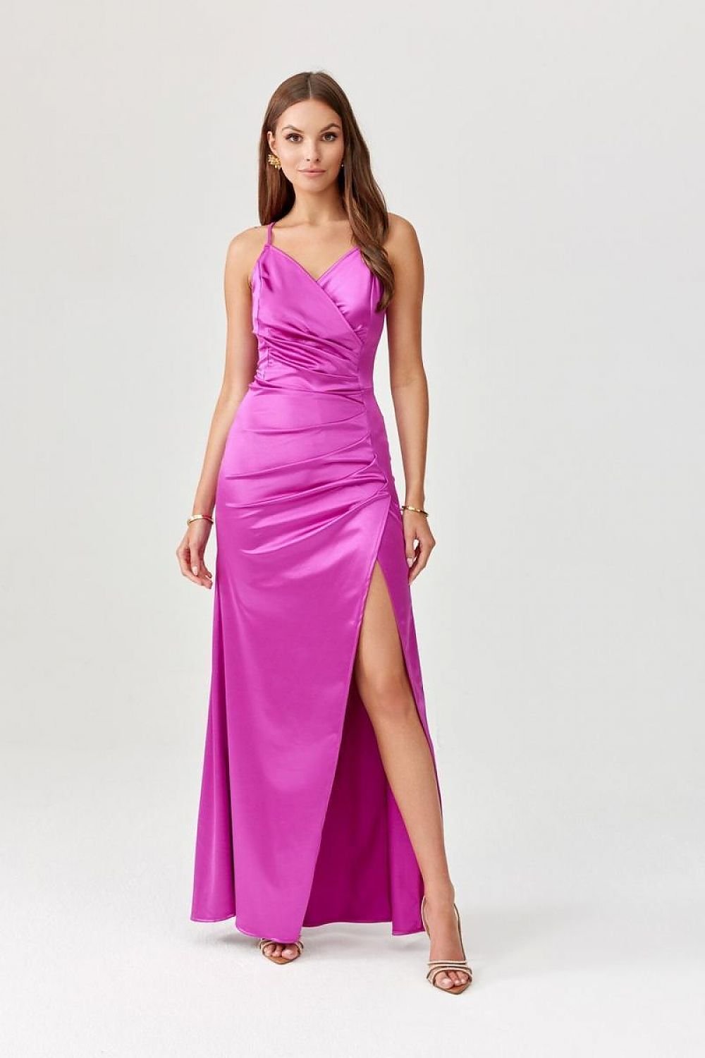 Lamelia Crossback – maxi-jurk met open rug, gekruiste bandjes, elastische taille en zijsplit