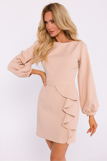 Stijlvolle dames mini jurk Silhouette Belle met open rug en ruches – perfect voor bijzondere gelegenheden