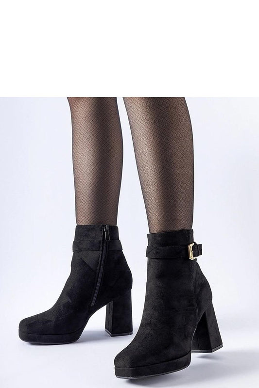 Boots on wedge heel model 204725 Solea