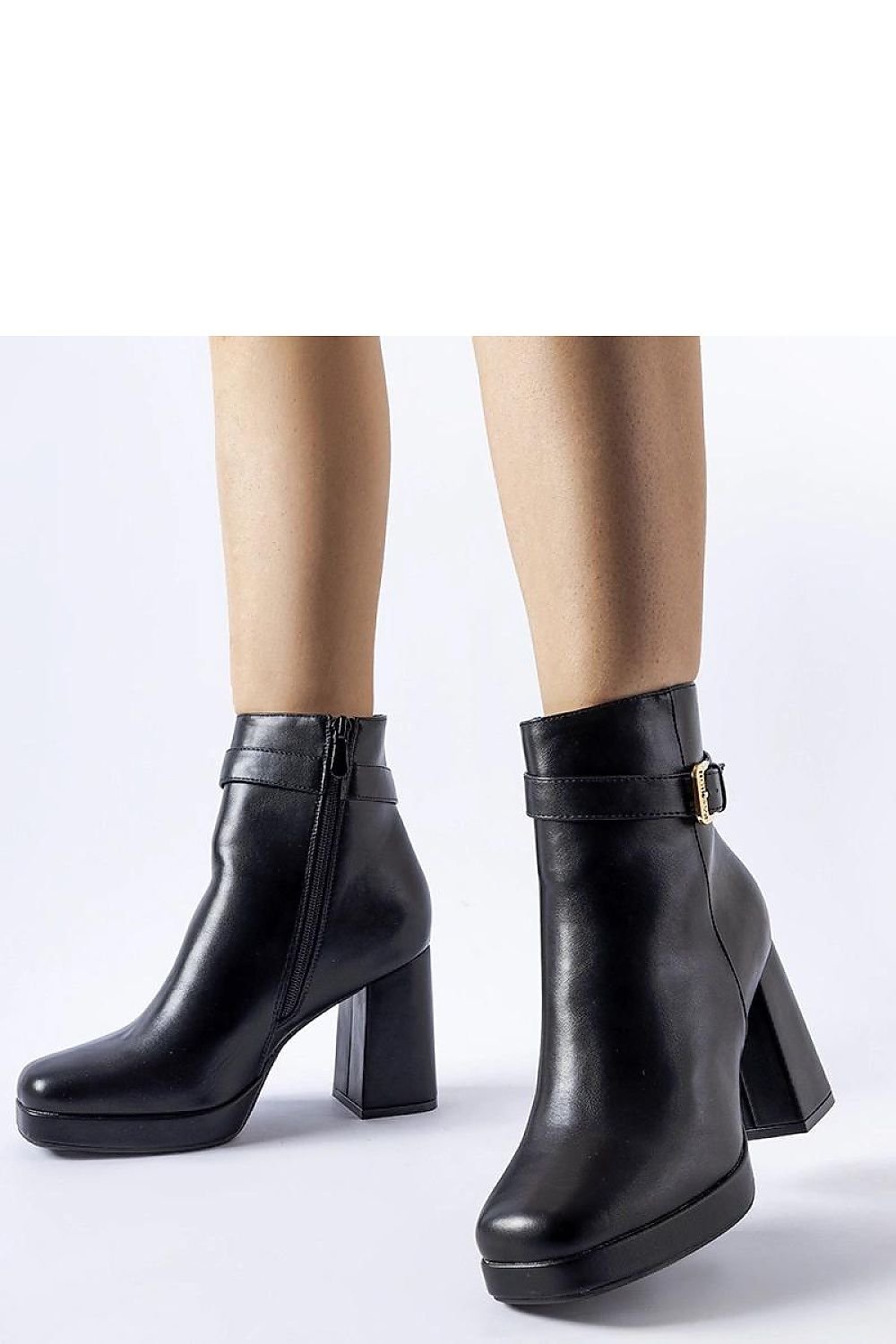 Boots on wedge heel model 204725 Solea