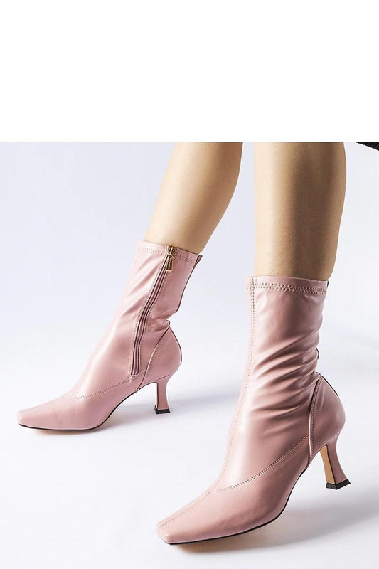 Boots on wedge heel model 204740 Solea