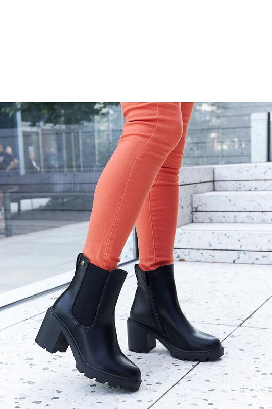 Boots on wedge heel model 204766 Solea