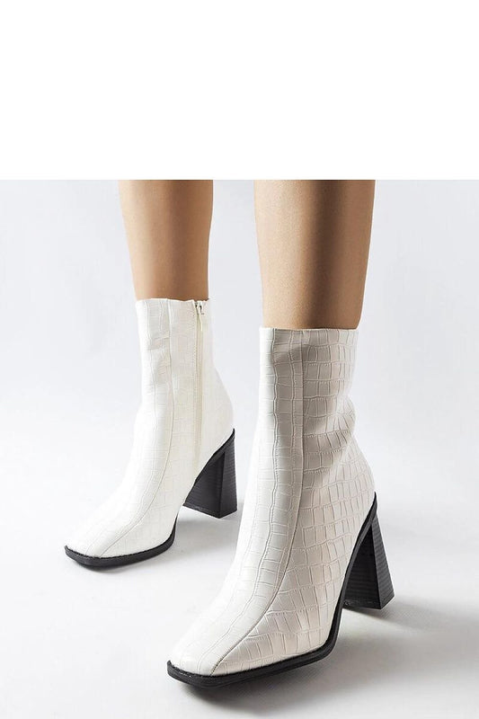 Boots on wedge heel model 204772 Solea