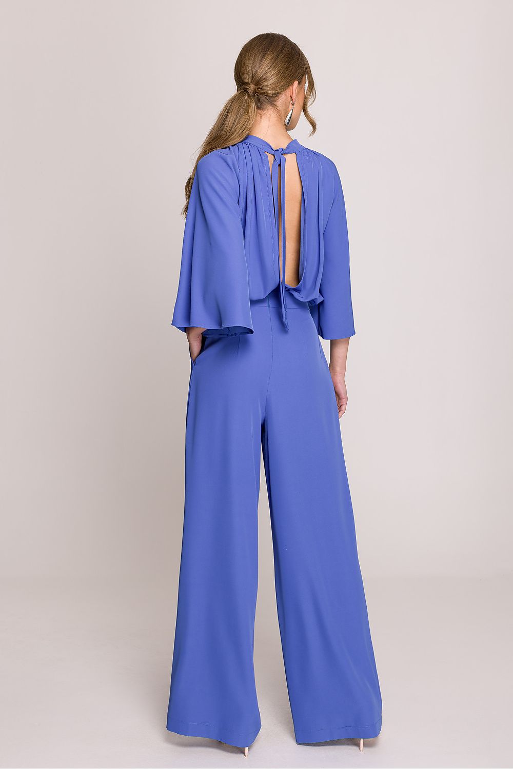 Elegante dames jumpsuit Serene Grace met kimonomouwen en wijde broekspijpen – stijlvol voor elke gelegenheid