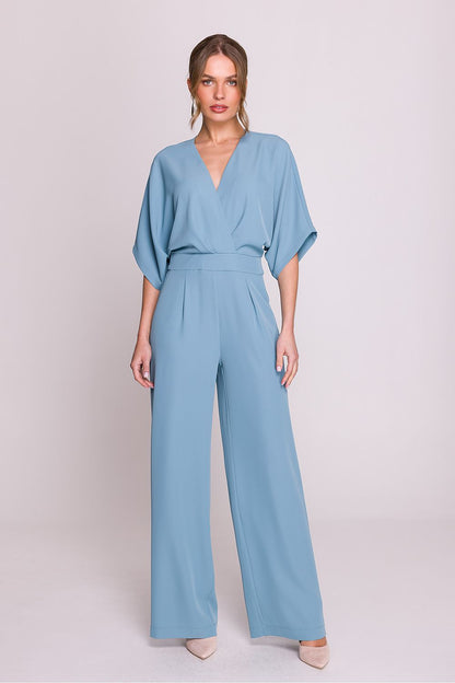 Elegant damesbroekpak met wikkeltop en V-hals – Model 209121 in blauw