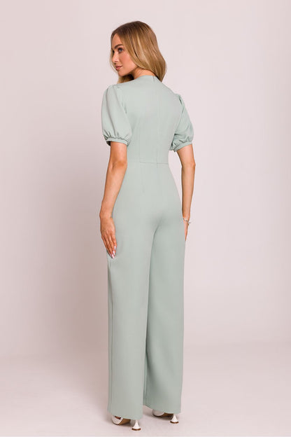 Étoile Poise – Vrouwelijke jumpsuit met diepe V-hals, pofmouwen en uitlopende broekspijpen in elegante stijl.