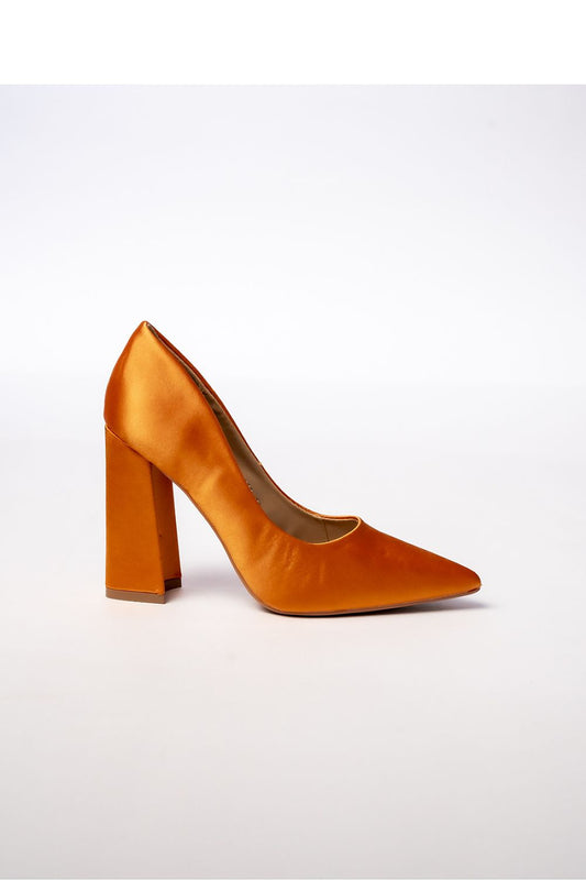  Pumps met dikke hak model 210530 Inello 